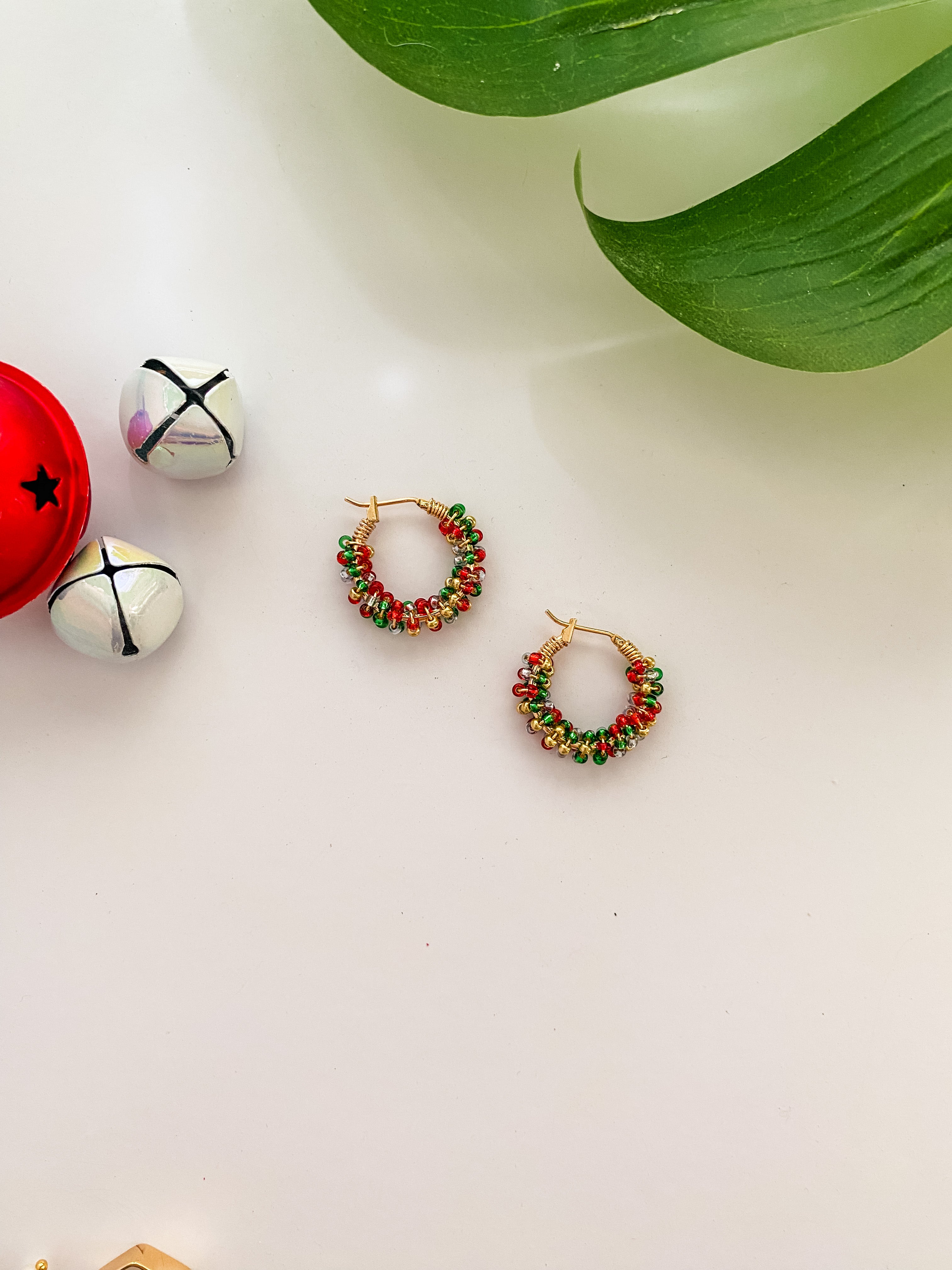 18k Gold Wire Wrapped Earrings - Christmas Edition
